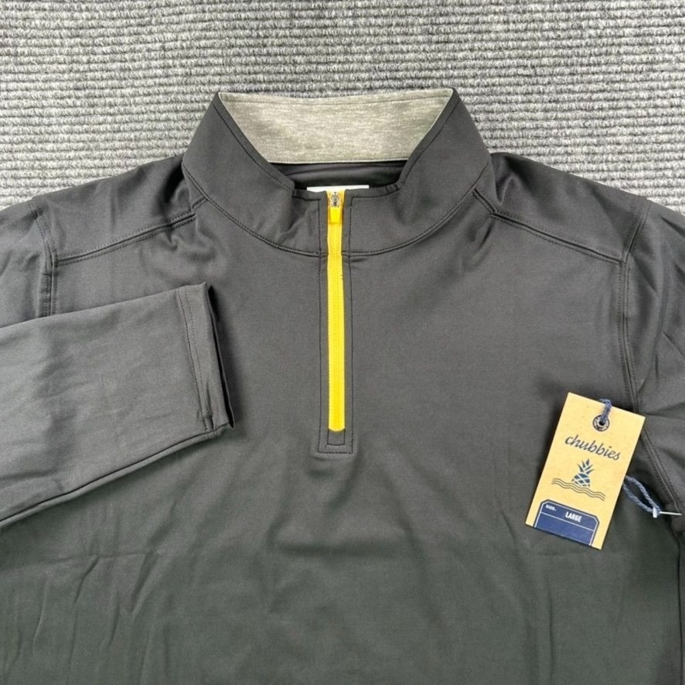 NEW Chubbies Movementum Pullover Shirt Men Large Obsidian Black 1/4 Zip Athletic